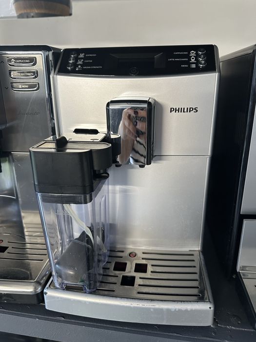 Кавові машини Delonghi з Європи