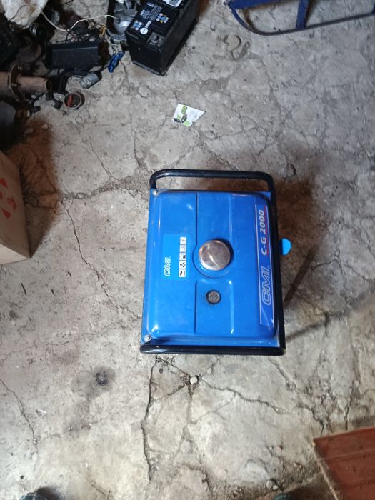 Продам генератор надійний новей