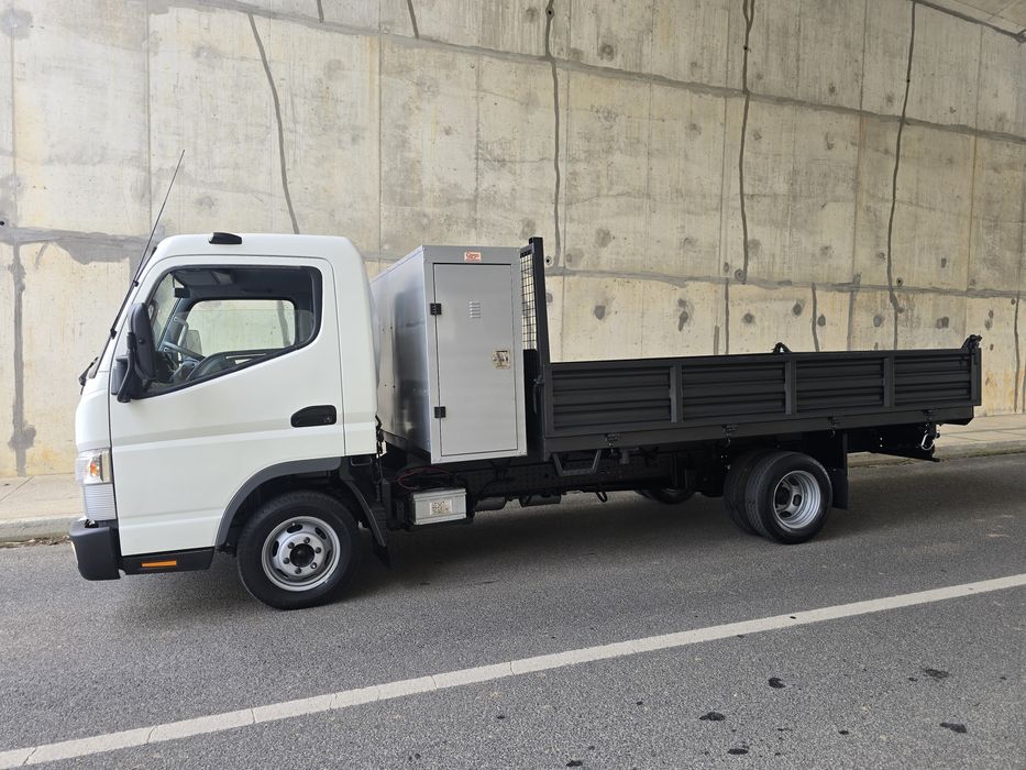 Mitsubishi Fuso 3C13 Báscula