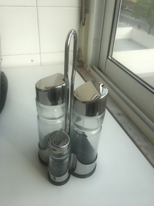Conjunto Galheteiro + Saleiro + Pimenta