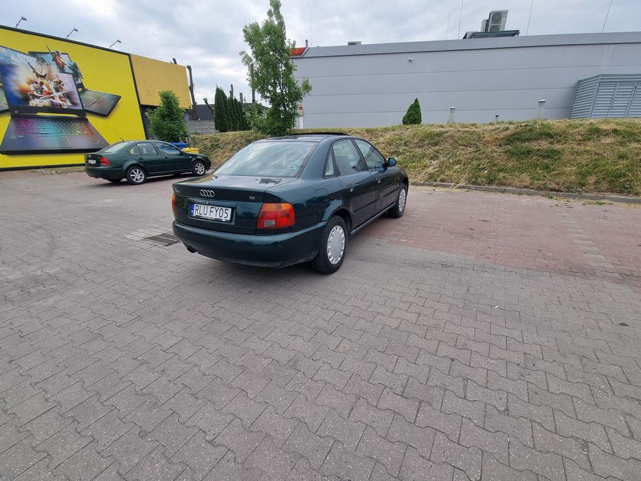 Audi a4 b5 1.8  Polecam