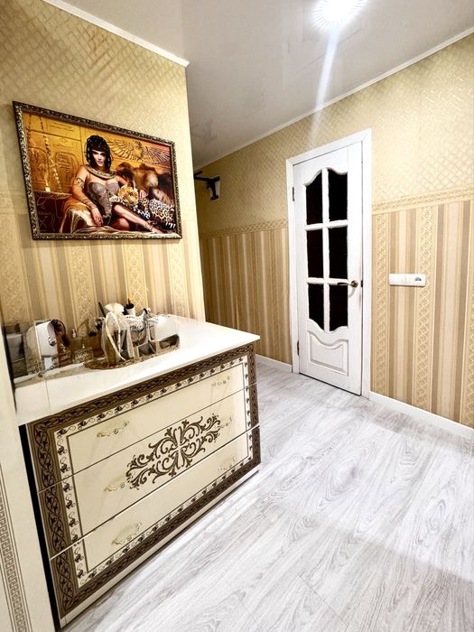 Продам 2к квартиру с ремонтом + техэтаж 80кв.м, Самар(Ковалевка)