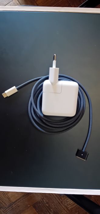 Macbook Air M3, 16GB
Sem nenhum problema totalmente novo
Motivo da venda é só por não usar