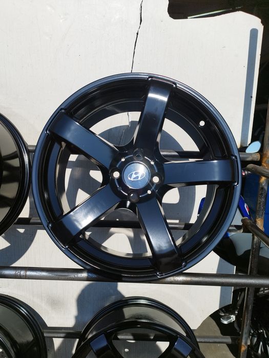 Felgi 17" 4x100 Et 35 7.5j Kia Hyundai Toyota Nissan Renault Opel