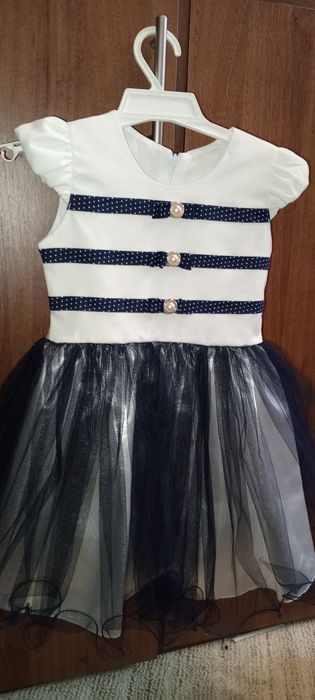 Плаття святкові на дівчинку