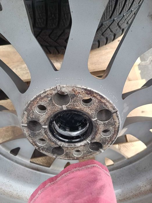 Felgi Volkswagen VW 8x18 ET25 5x112