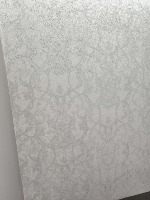 Tapeta włoska z ornamentem.