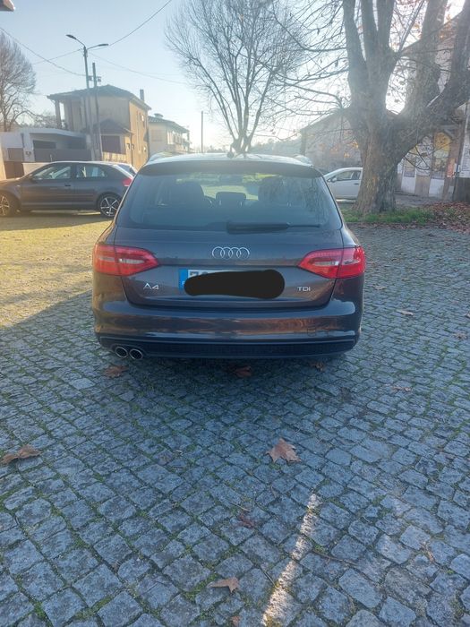 Audi A4 s-line b8.5 2.0 tdi 143cv