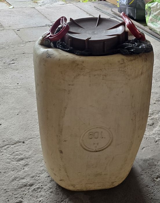 Beczka, bańka, karnister  60l