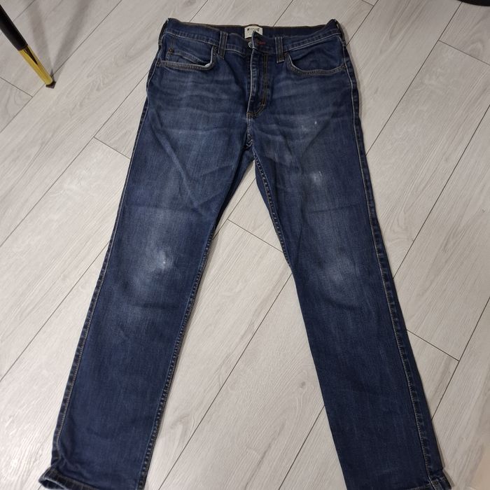 Spodnie dżinsy męskie firmy Mustang