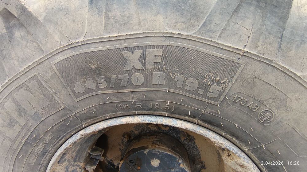 opony mecalac 12 mtx smx sprzedam tanio