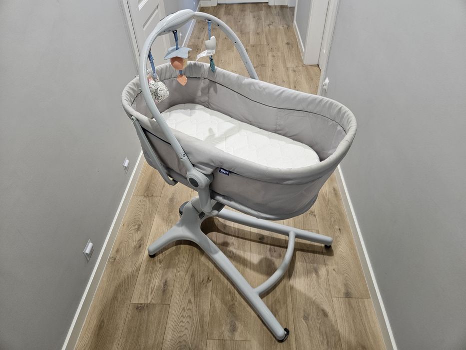 Chicco Baby Hug 4w1 + Materac