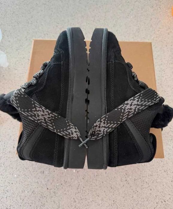 UGG UGG Lowmel Black R.38
