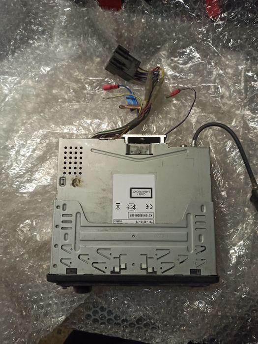 Магнитола KENWOOD kdc-4051u. USB. AUX