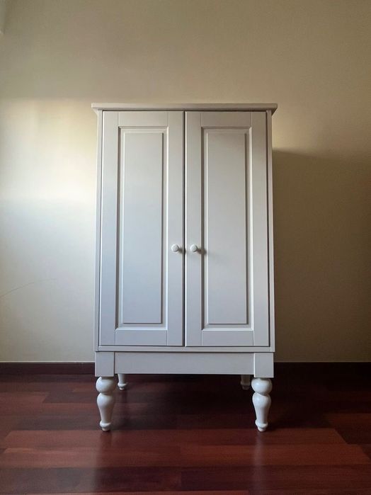 Armário IKEA branco 2 portas – ISALA – modelo descontinuado