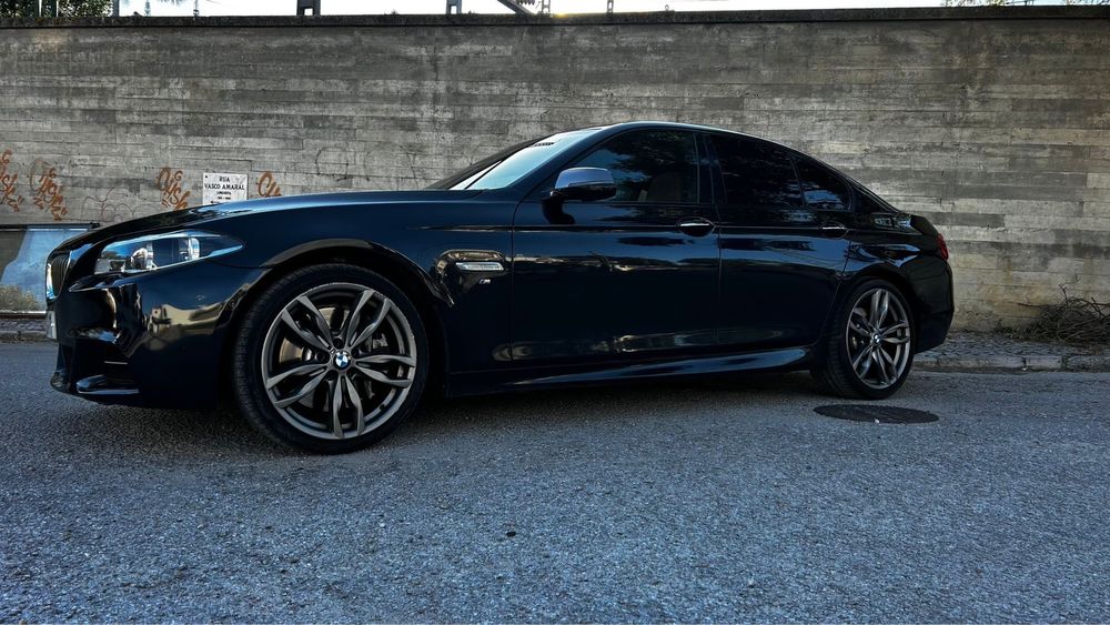 BMW M550d xDrive Triturbo — Pack M · Pele · Tecto Panorâmico · 2015 · 326.000 km — Aceita Retoma