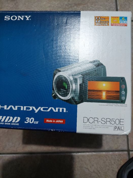 Máquina Sony modelo DCR-SR50E