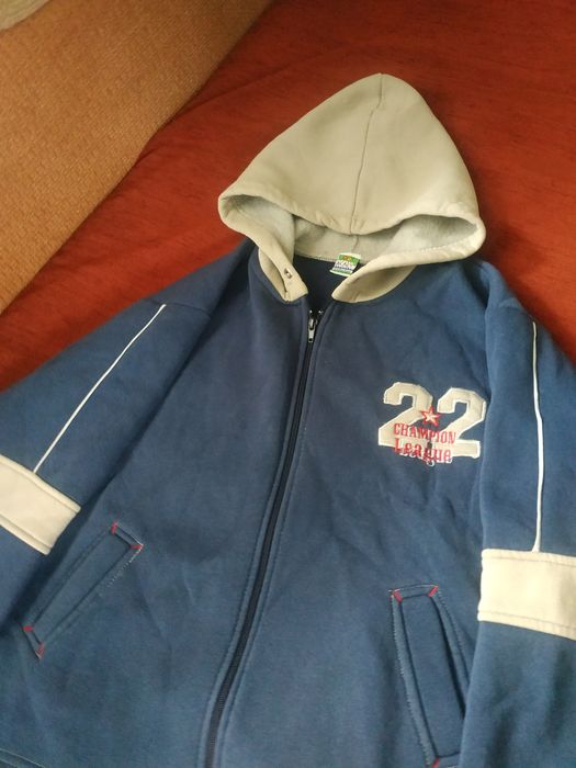 Байка з каптуром, на 10-12 лет