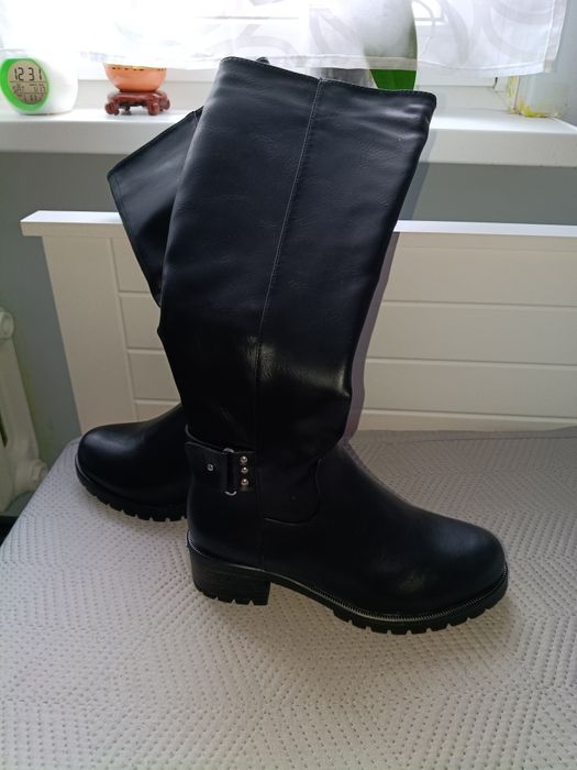 Nowe kozaki damskie rozmiar 39