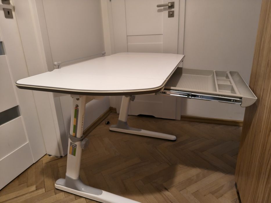 Ergonomiczne biurko Mayer dla dziecka