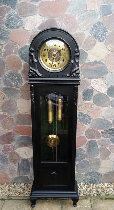 Zegar Stojący  sygnowany Embee