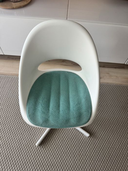 Ikea krzeslo biurowe dla dzieci