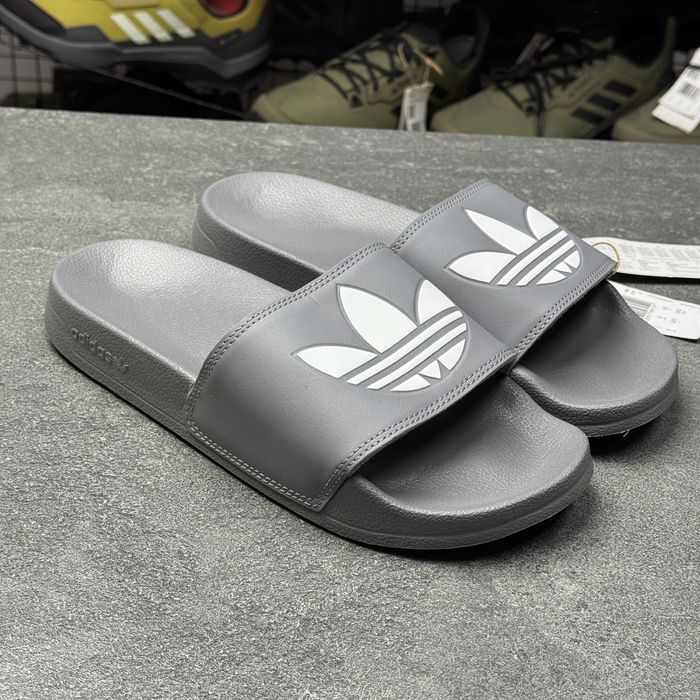 Тапочки шльопанці адідас Adidas Adilette FU7592 ОРИГІНАЛ 100% 42 р.