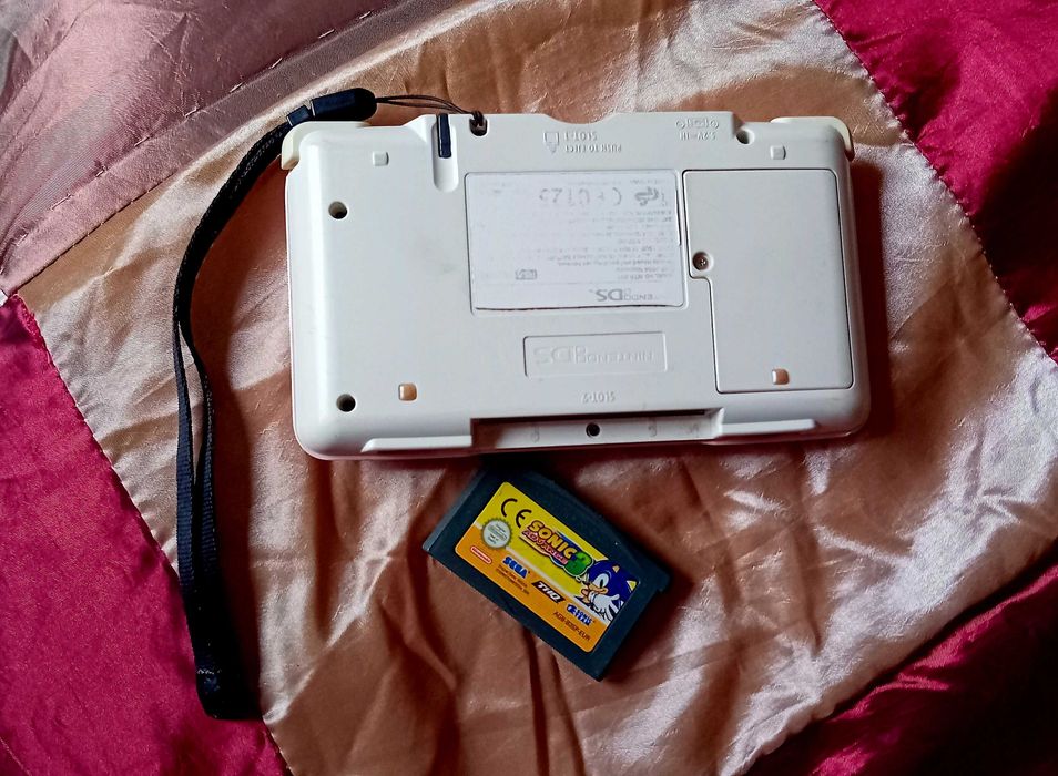 Nintendo DS cor de rosa