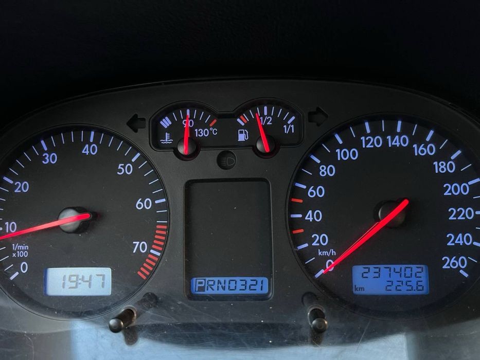 VOLKSWAGEN GOLF 2000 VIN WVWZZZ1JZYW759773 фото оголошення 11 з 11