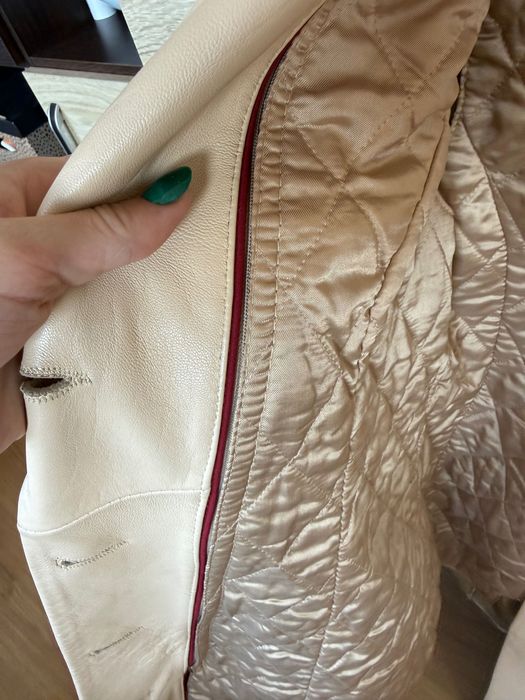 Skórzany płaszcz firmy Elegancja