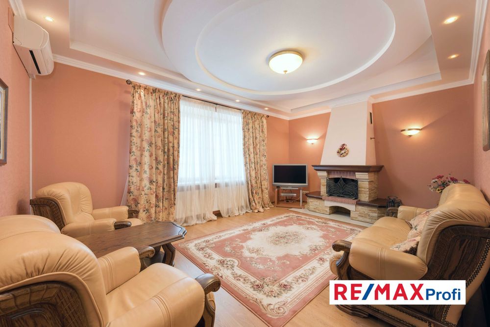 Будинок 450 м2, ремонт, цоколь , басейн, 12 соток  в с. Глеваха (село)