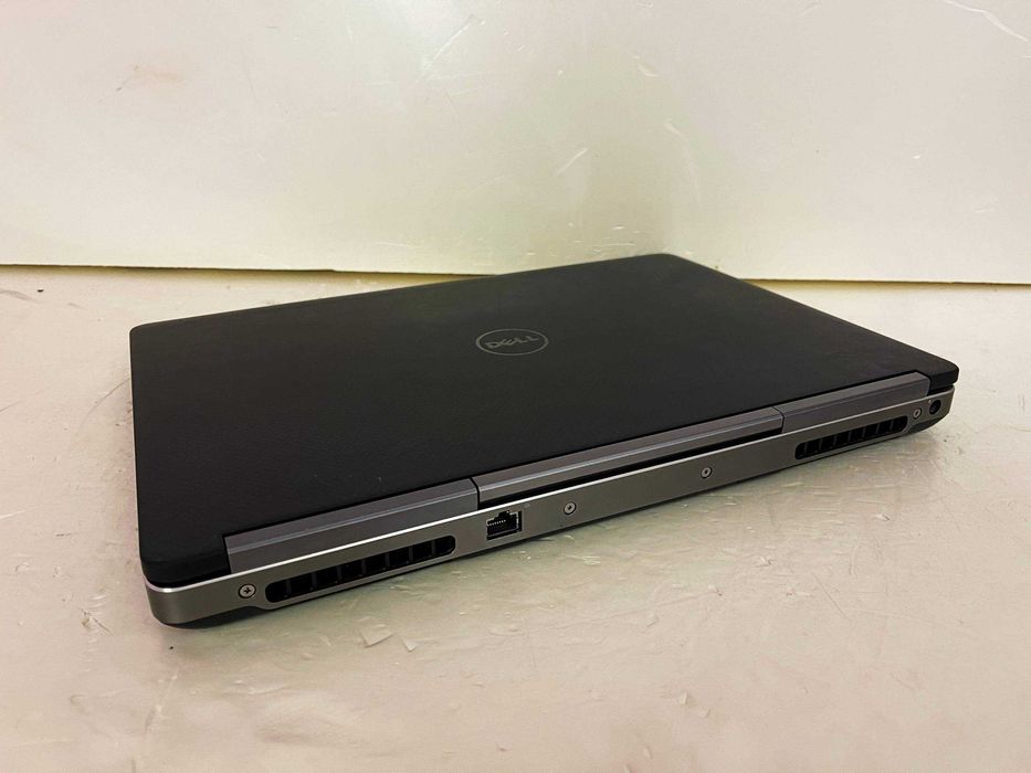 Игровой  DELL 7510 / Intel Core i7 / 16 DDR4 / SSD /  ТОП Видео (4 ГБ)