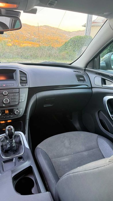 OPEL Insignia A Sports Tourer (G09) 2.0 CDTI Diesel 131 cv / 96 kW — photo 2