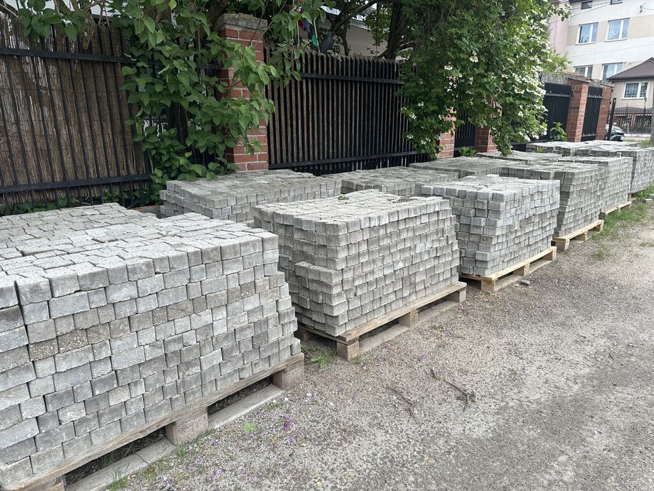 Kostka brukowa 180m2
