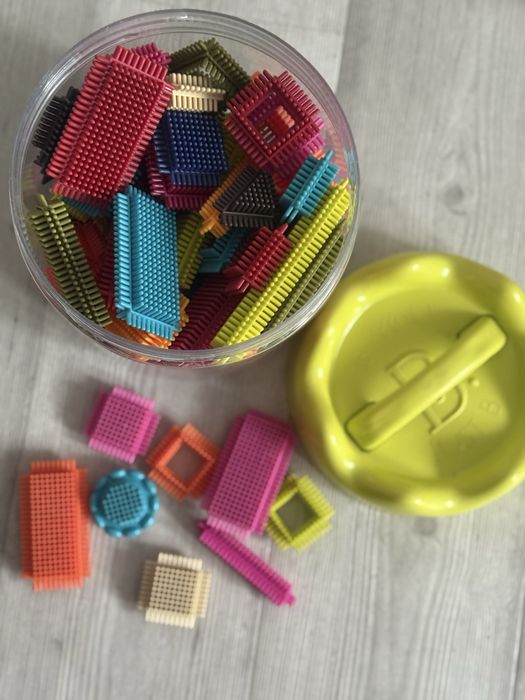 Конструктор Battat Мегаполіс, в банці, 68 деталей