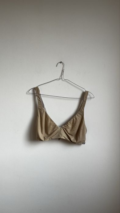Intimissimi miękki trójkątny biustonosz damski rozmiar M/ L 38/40