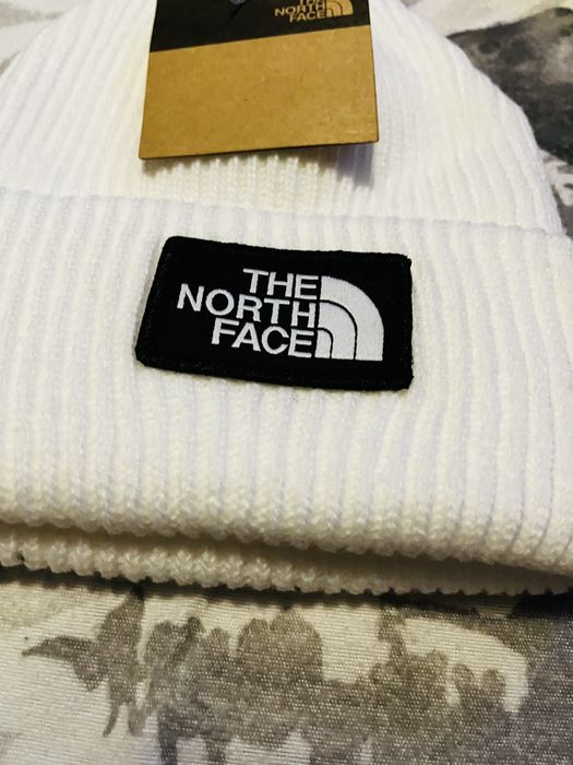 sprzedan czapkę the north face Oversize