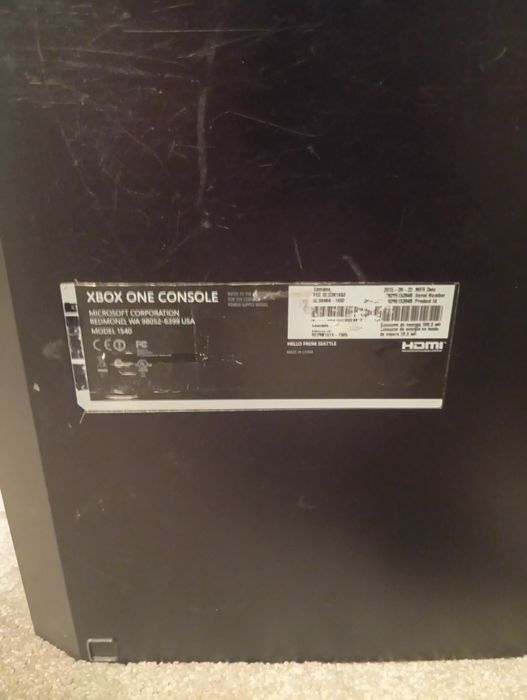 Konsola Xbox one microsoft  500GB + gry FIFA