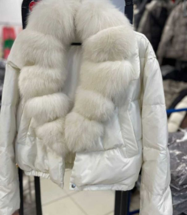 Kurtka puchowa zimowa nowa kolekcja lisy futro