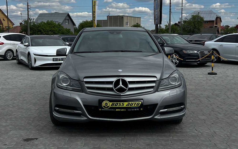 Mercedes-Benz C 200 2012