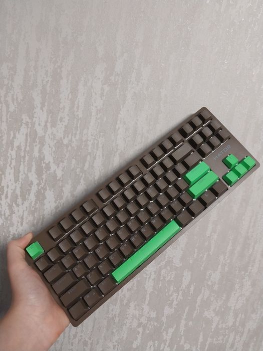 Продам клавиатуру хатор 80%