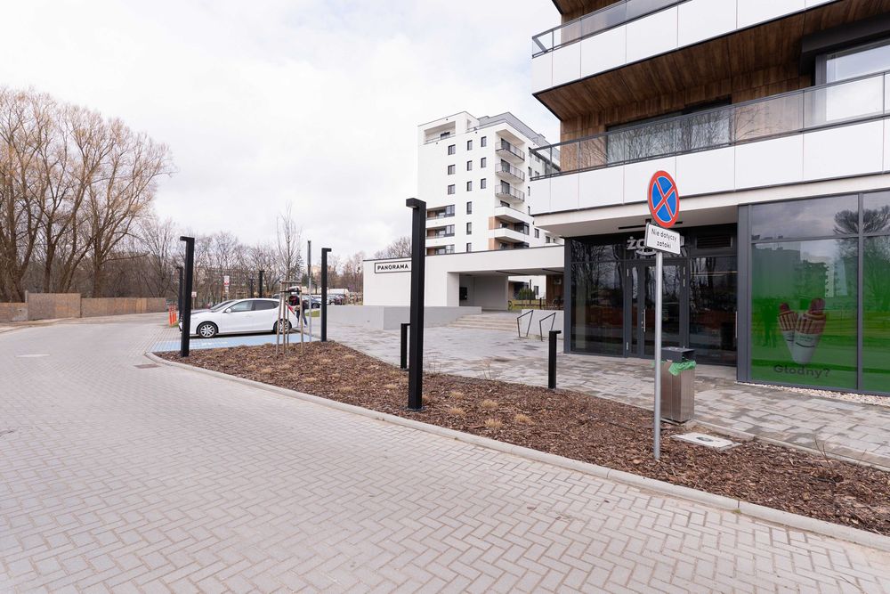 Do wynajęcia miejsce postojowe w garażu