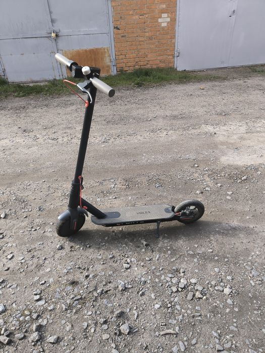 Електросамокат Forte VT 1