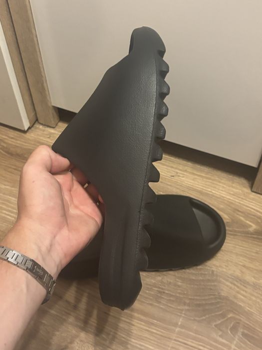 Yezzy slide rozmiar 46