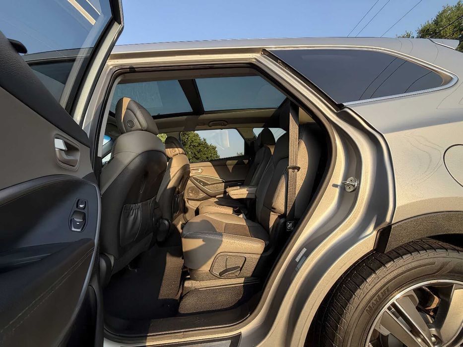 Hyundai Santa Fe      2016