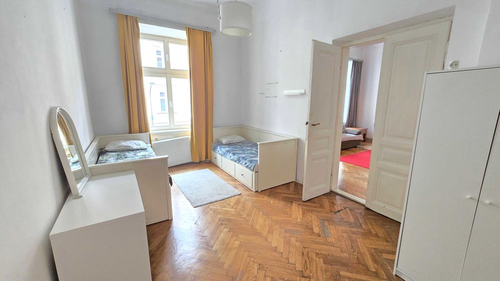 Trzypokojowe Stare Miasto blisko Kleparz.