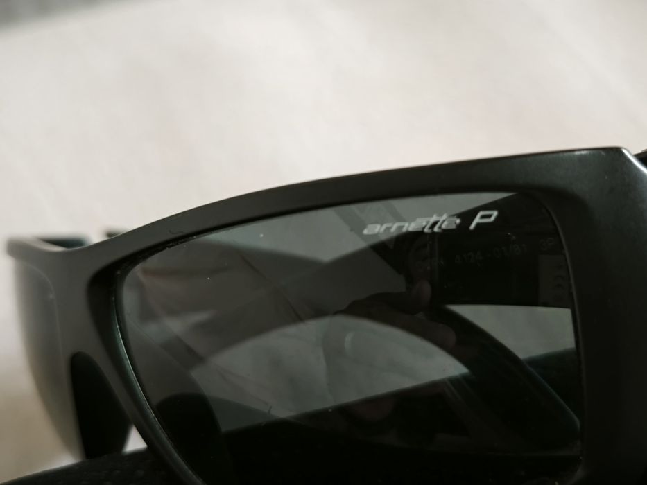 Óculos de sol Arnette Defy