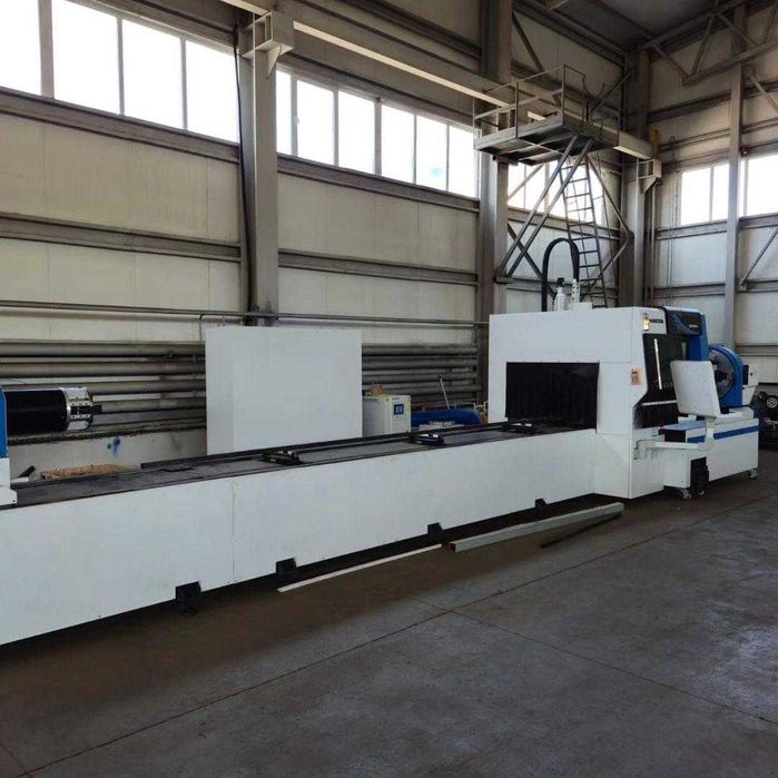 Máquina CNC de Corte Laser Fibra para tubo 3kW - Nova