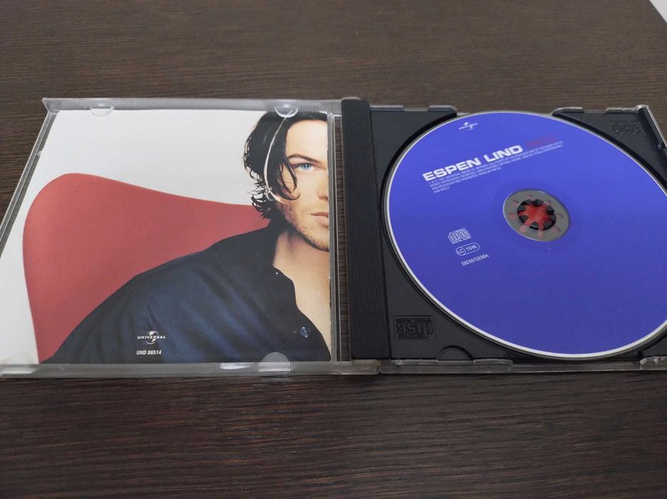 CD Espen Lind Red
