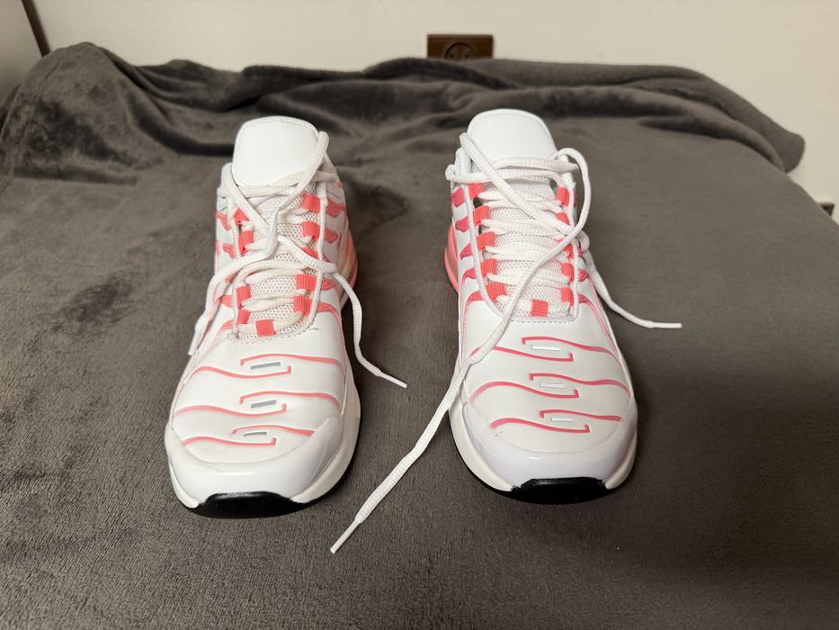 Buty sportowe damskie biało-różowe
